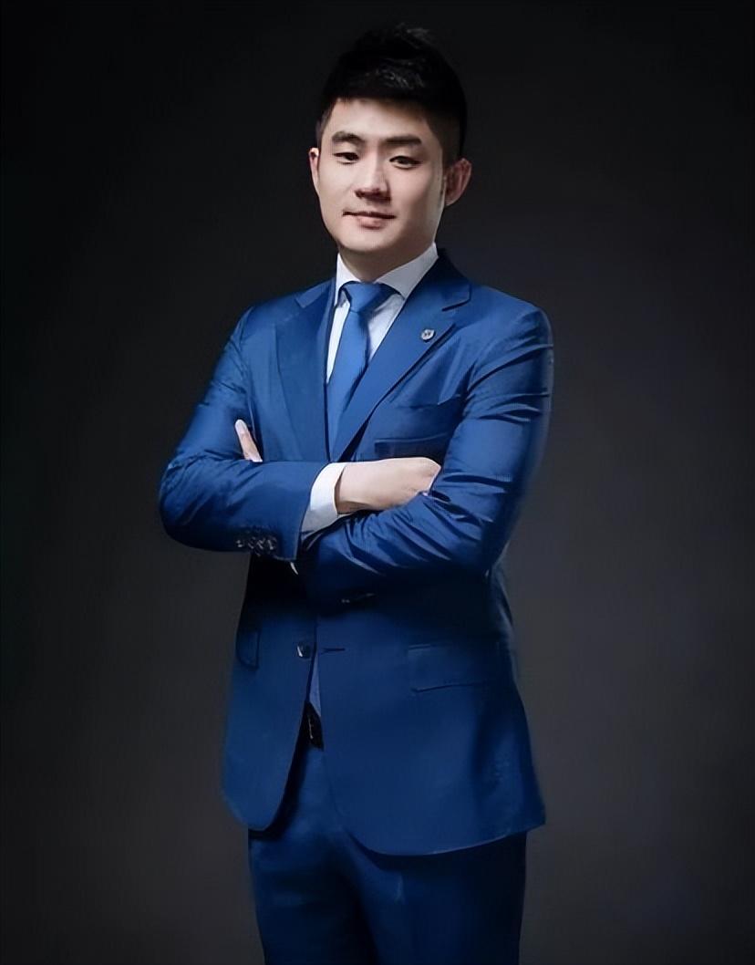 奇信股份董事长最新动态深度解析