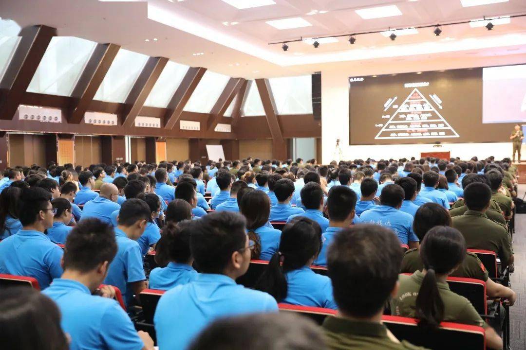 横县最新招聘，白天班工作机会及职业发展前景探讨